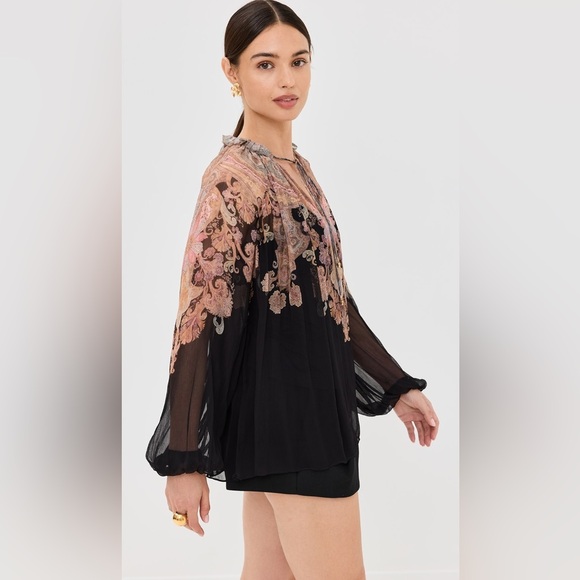 Zimmermann
Illustration Billow Blouse - Picture 3 of 11